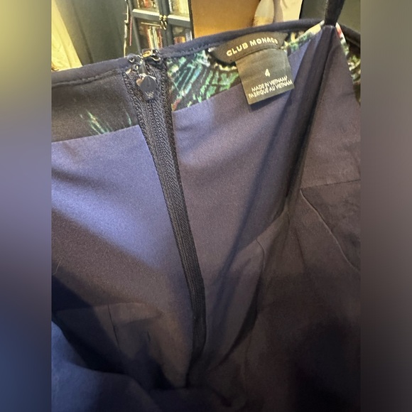 Size 4 Club Monaco strapless mini dress. Only worn once! - Picture 3 of 8